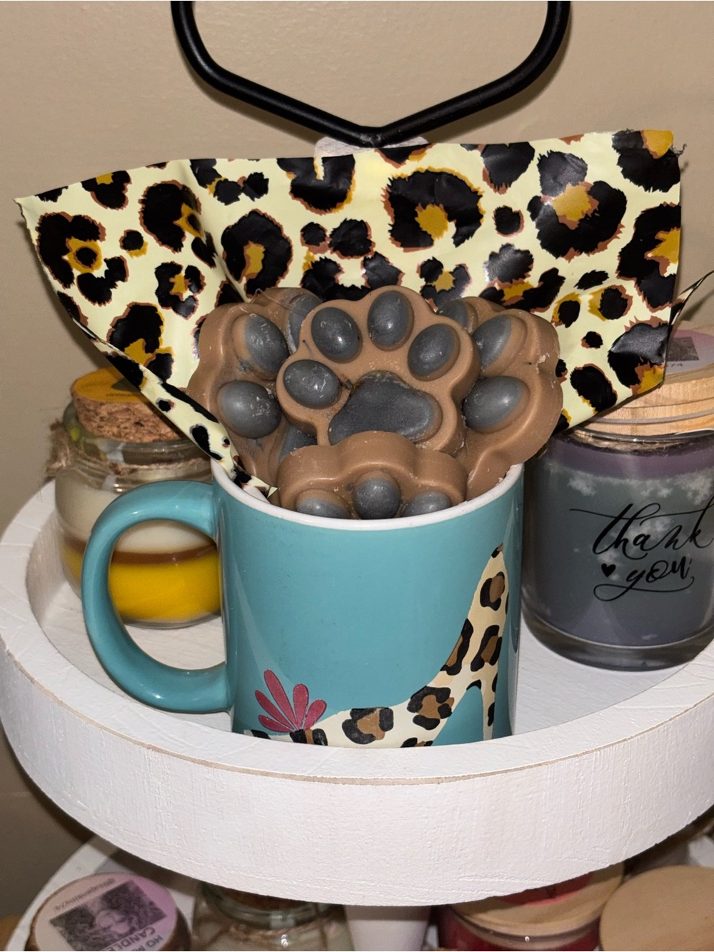 Decorative Paw Print Wax Melts in Brown and Gray - Picture 2 of 2